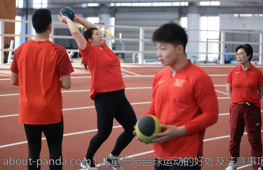 儿童参与台球运动的好处及注意事项